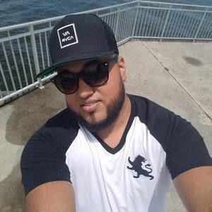 Meet your Posher, Chek'e